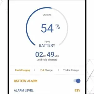 Mô tả giao diện ứng dụng Battery 100% Alarm với pin đầy 100%